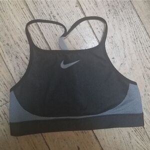 EUC Nike Dri-Fit Seamless Black Sports Bra Girls XL